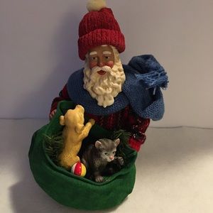 Possible Dreams Clothtique Santa